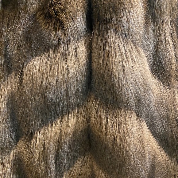 Authentic real CPL raccoon fur coat - Picture 2 of 9